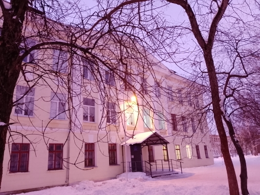 Здание начальных классов Здание начальных классов